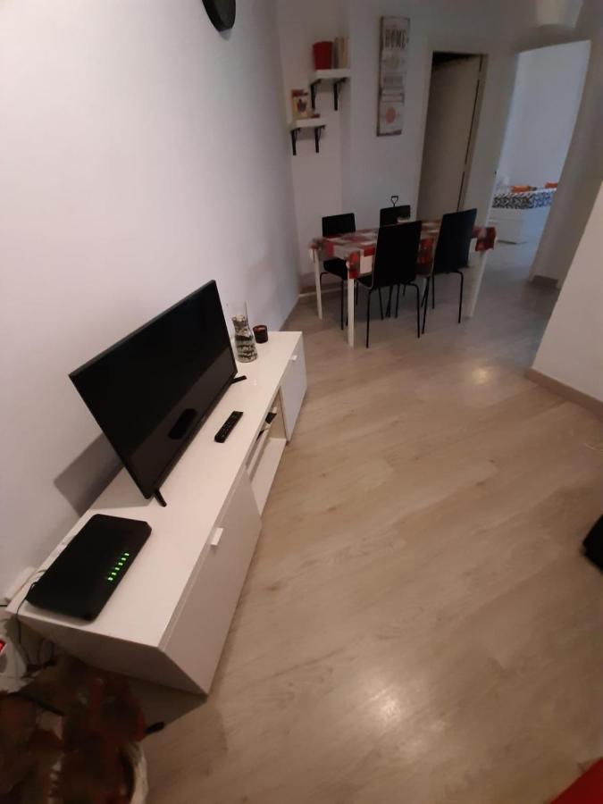 Apartamento Con Encanto "Larios Street" Apartment Malaga Luaran gambar