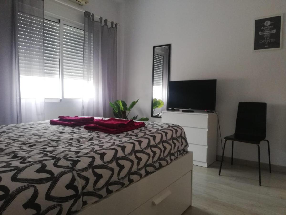 Apartamento Con Encanto "Larios Street" Apartment Malaga Luaran gambar