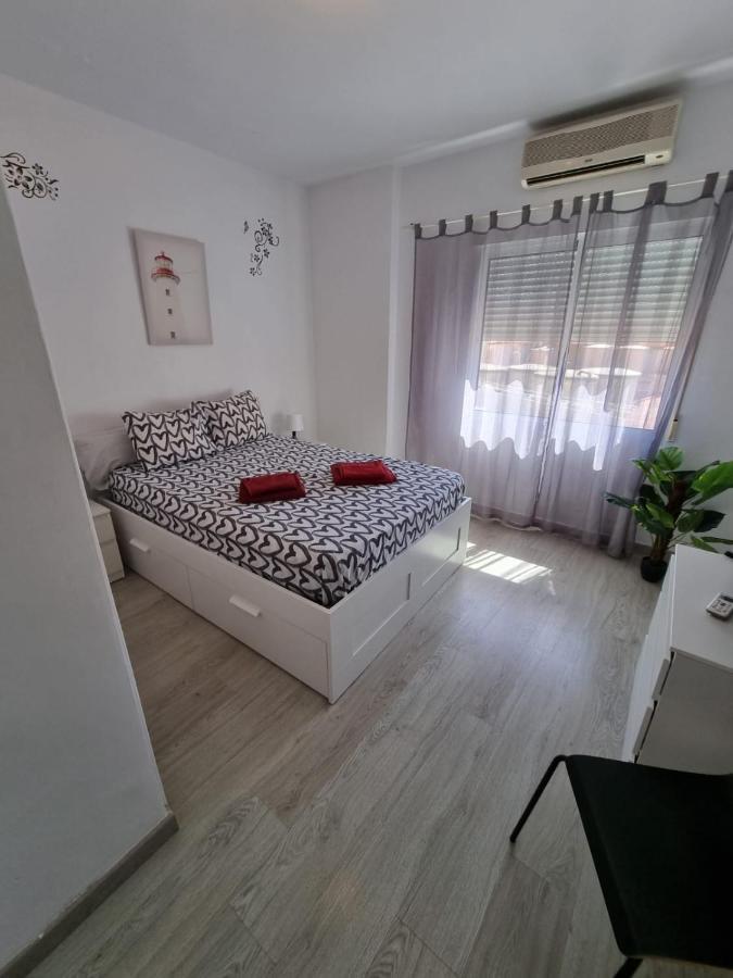 Apartamento Con Encanto "Larios Street" Apartment Malaga Luaran gambar