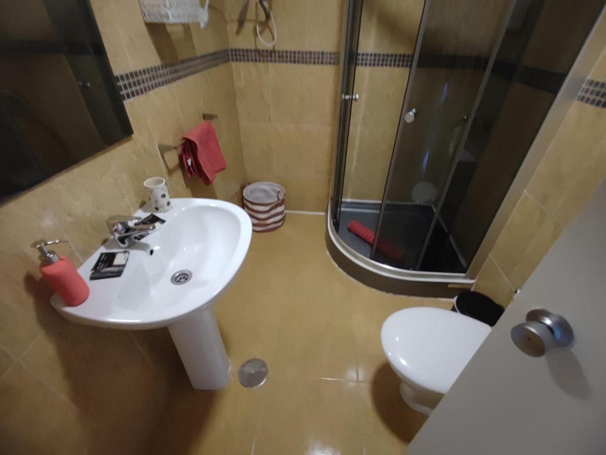 Apartamento Con Encanto "Larios Street" Apartment Malaga Luaran gambar