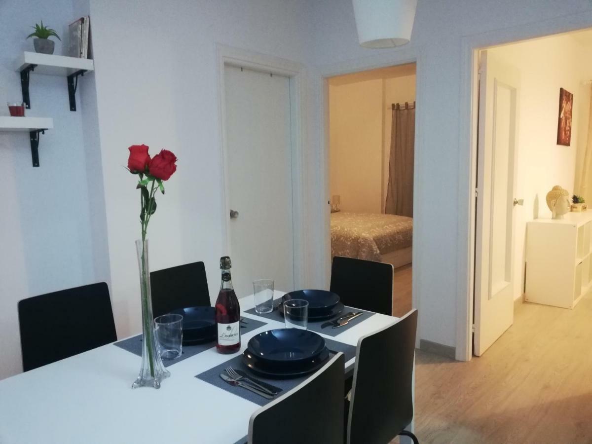 Apartamento Con Encanto "Larios Street" Apartment Malaga Luaran gambar