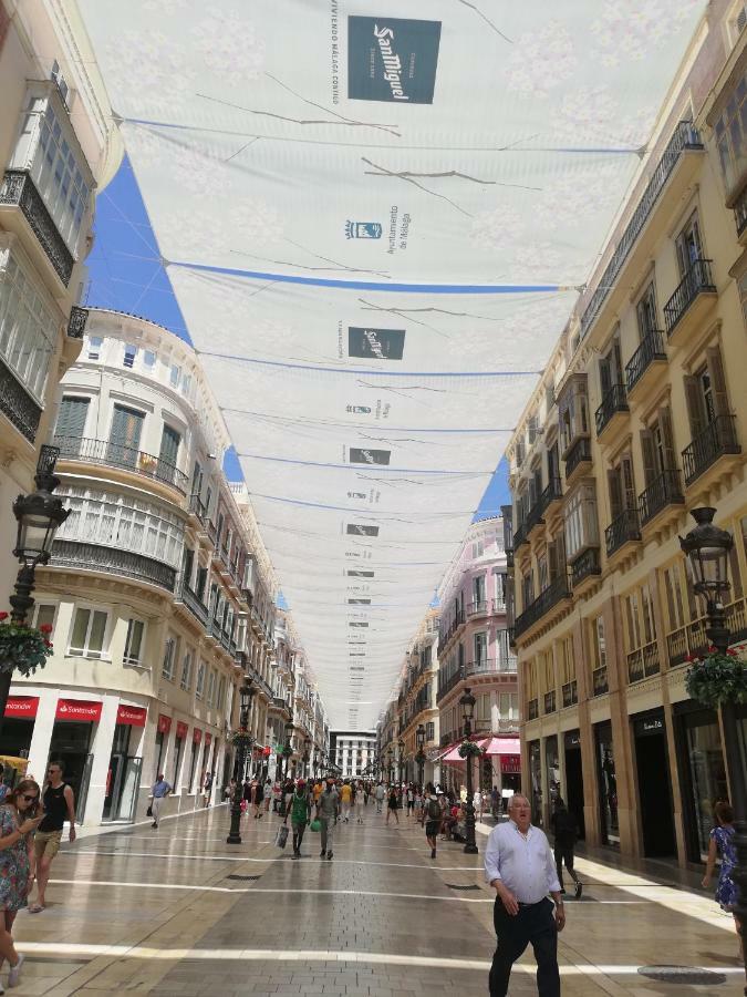 Apartamento Con Encanto "Larios Street" Apartment Malaga Luaran gambar